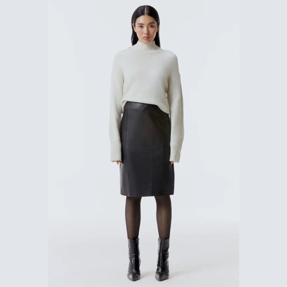 Danier Leather Pencil Skirt